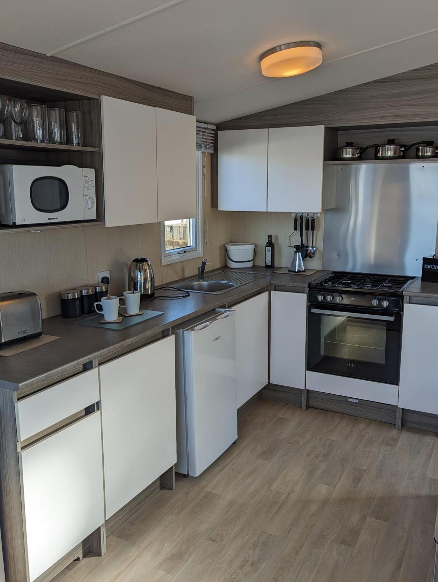 Relaxing Holiday Home Chickerell View Littlesea Haven Wyke Regis Ngoại thất bức ảnh